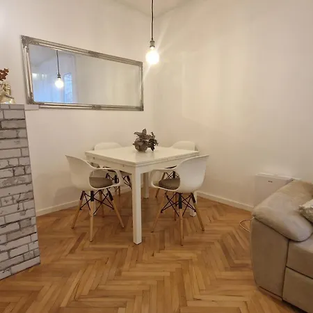 Apartment Aurora *