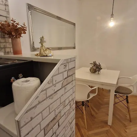 Apartment Aurora